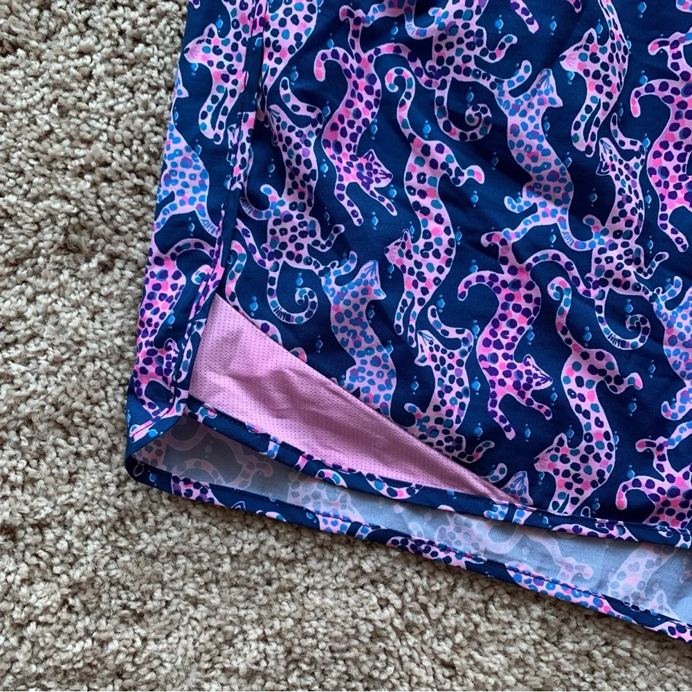 Lilly Pulitzer Luxletic Shorts Medium Cheetah Leopard Blue Pink Purple Lined - Picture 3 of 11